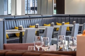 thumbnail: Bar (on property)