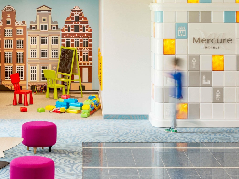 Children's play area - indoor
