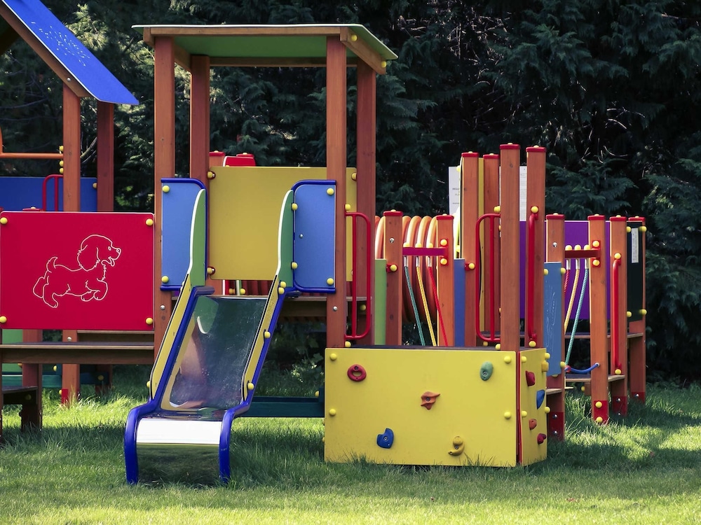 Children's play area - outdoor