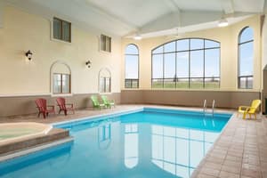thumbnail: Pool