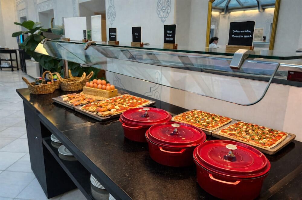 Breakfast buffet