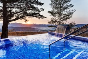 thumbnail: Outdoor pool