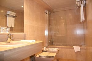 thumbnail: Bathroom