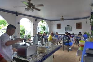 thumbnail: Breakfast area