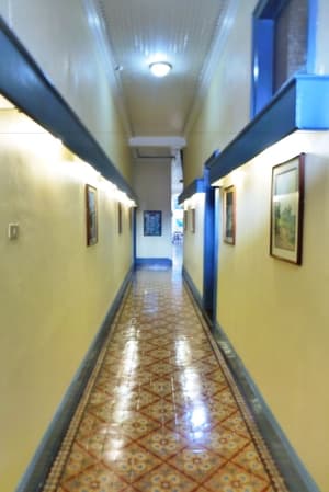 thumbnail: Interior detail