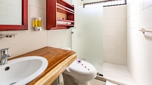 thumbnail: Bathroom
