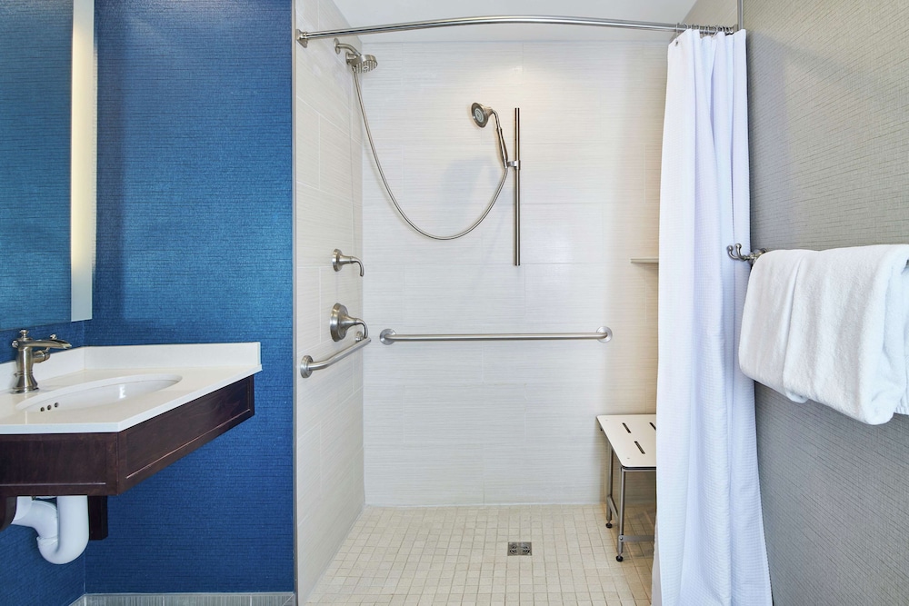 Bathroom shower