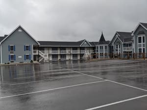 thumbnail: Exterior
