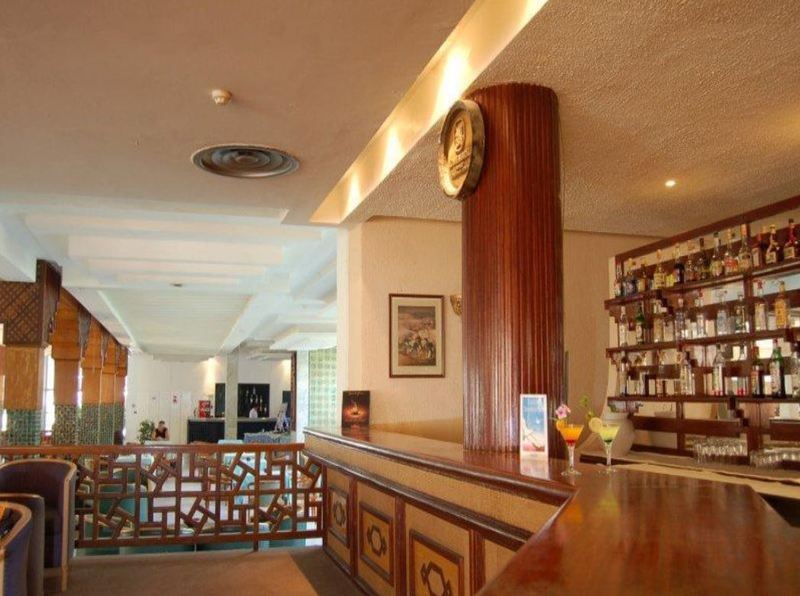 Bar