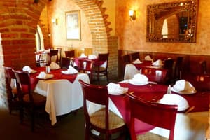 thumbnail: Restaurant
