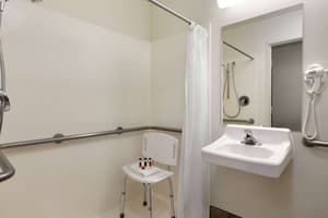 thumbnail: Accessible bathroom