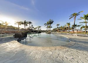 thumbnail: Pool