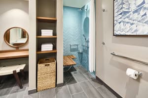 thumbnail: Bathroom shower