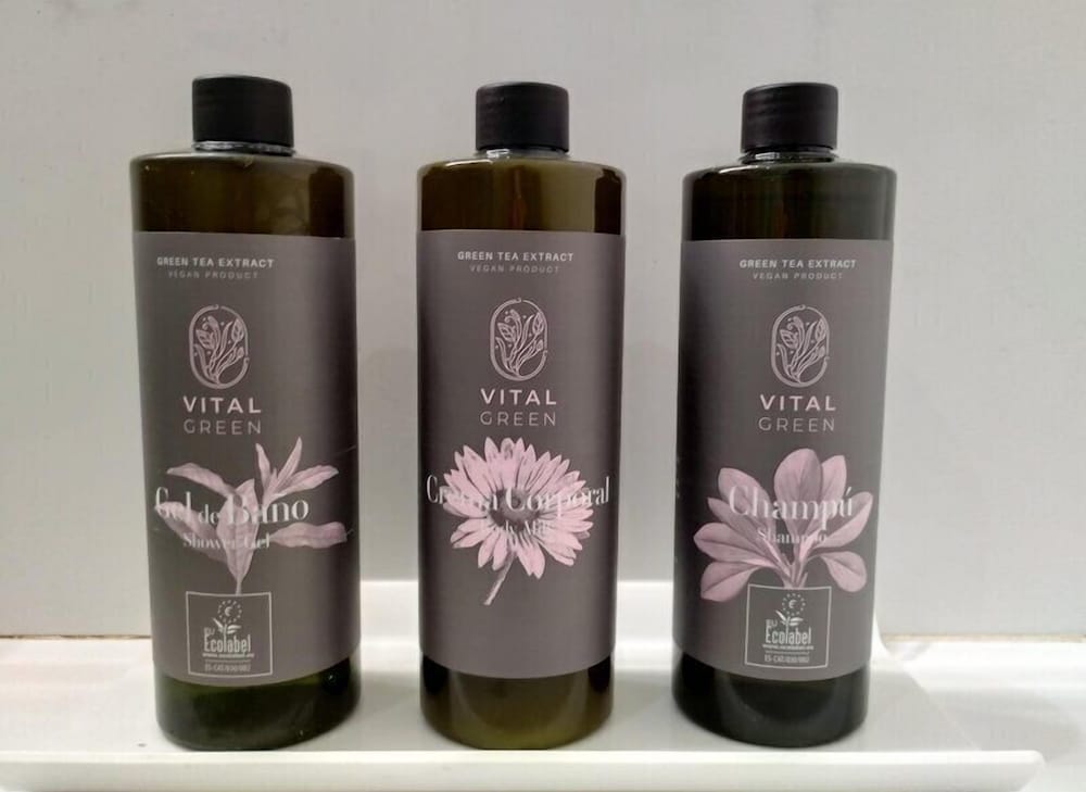 Bathroom amenities