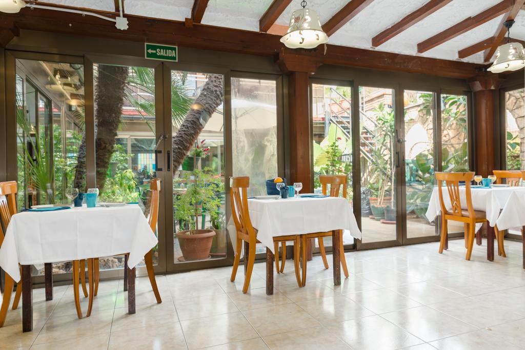 Restaurant-cafeteria