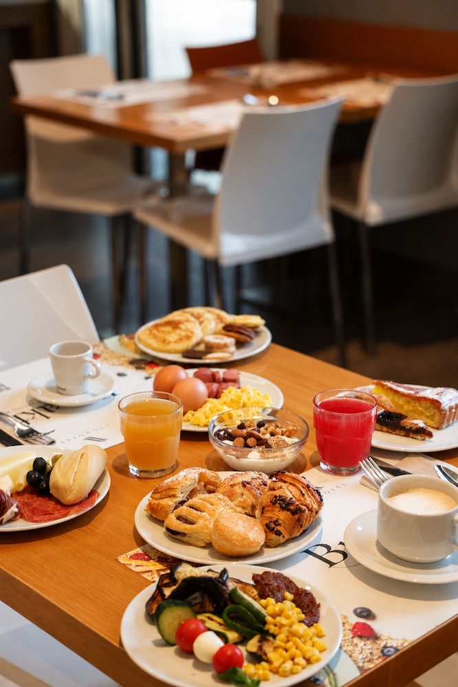 Breakfast meal