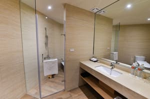 thumbnail: Bathroom