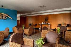 thumbnail: Lobby sitting area