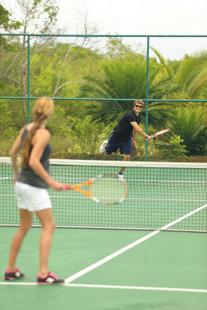 Tennis court