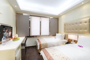 thumbnail: Room