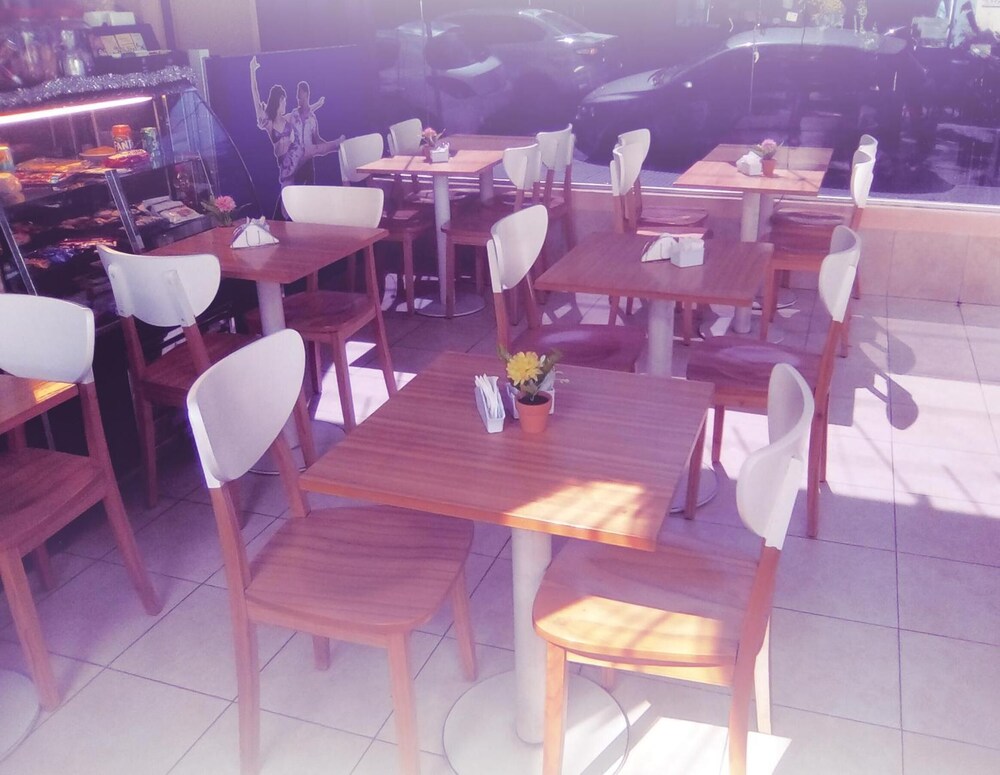 Restaurant-cafeteria