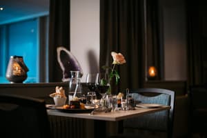 thumbnail: Restaurant
