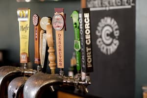 thumbnail: Bar (on property)