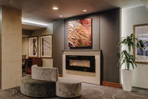 thumbnail: Lobby sitting area