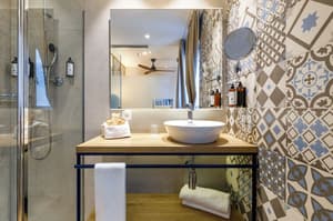 thumbnail: Bathroom