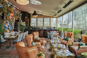 thumbnail: Bar (on property)