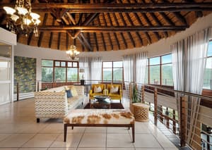 thumbnail: Lobby sitting area