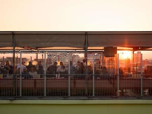 thumbnail: Bar (on property)