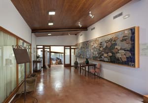 thumbnail: Interior