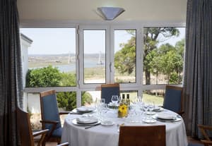 thumbnail: Breakfast area