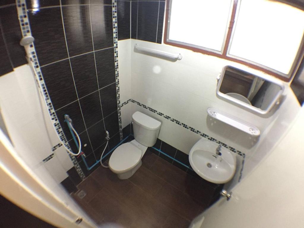 6cb81fa990f7165f2fc6f1ccac4101b4.jpg