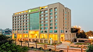 thumbnail: Exterior