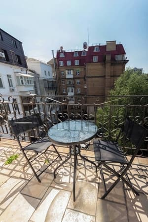 thumbnail: Balcony view