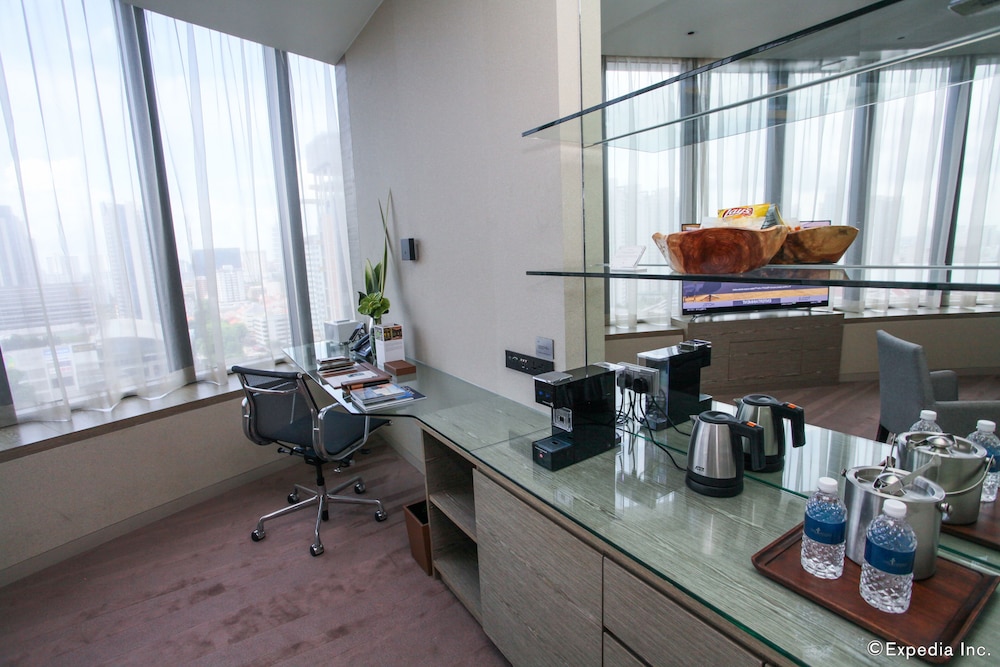 Room amenity