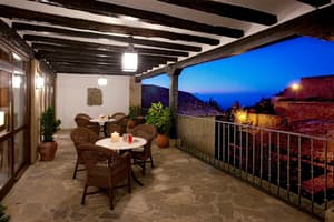 thumbnail: Terrace/patio