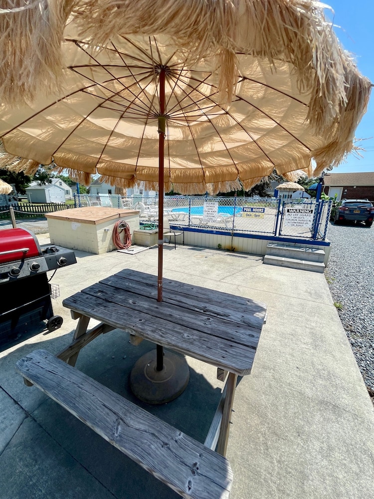 BBQ/picnic area