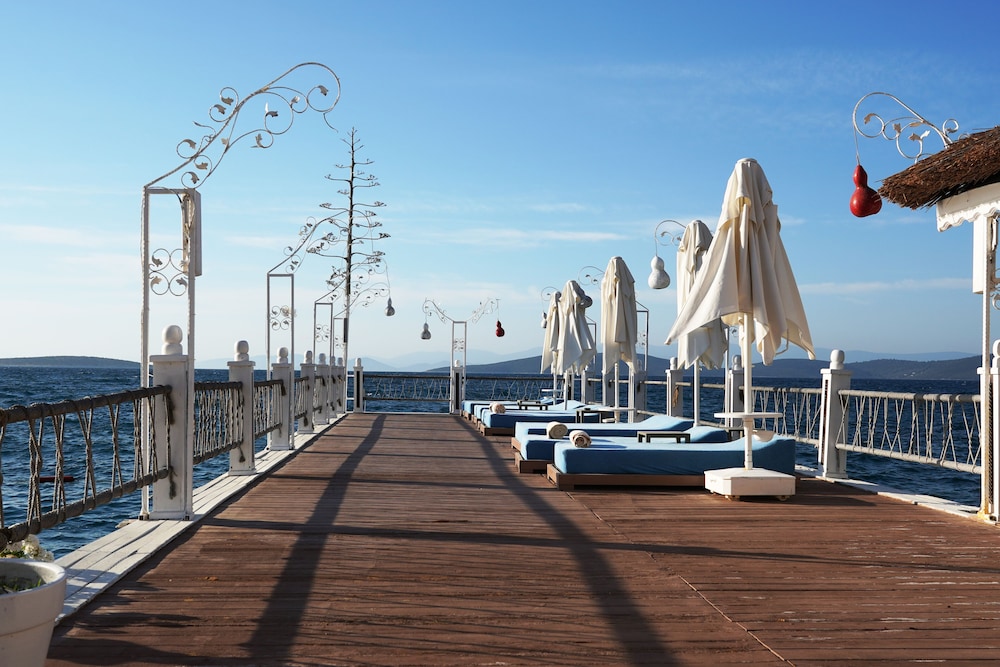 Sundeck