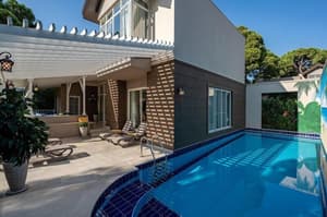 thumbnail: Pool