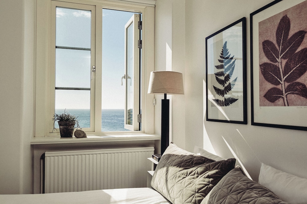 Beach/ocean view
