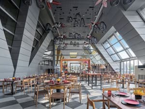 thumbnail: Restaurant