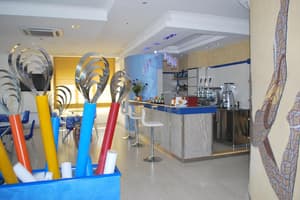 thumbnail: Bar (on property)