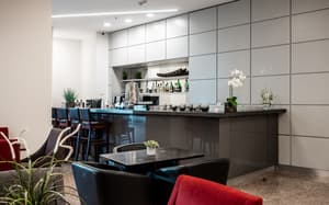 thumbnail: Bar (on property)