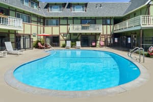 thumbnail: Pool