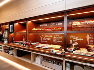 thumbnail: Dining