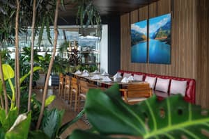 thumbnail: Restaurant