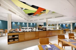 thumbnail: Breakfast area
